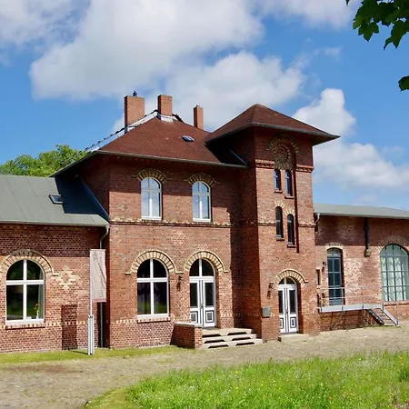 Apartment Urlaubsbahnhof-gueterboden Lauterbach (Rugen)